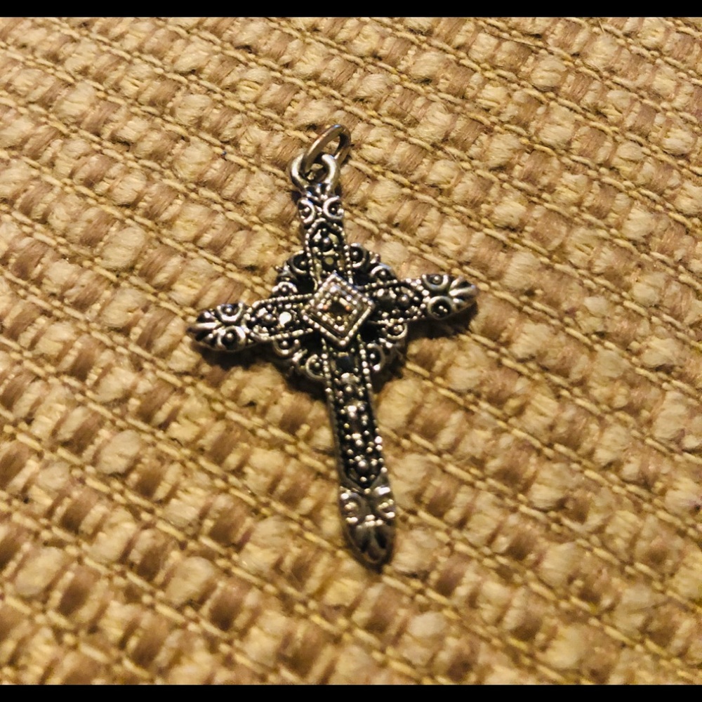 Beautiful Silver Toned Cross Charm